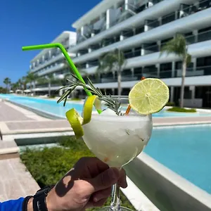 Cana Rock Star Luxury Condo, Casino, Golf, Beach In Hard Rock Area República Dominicana