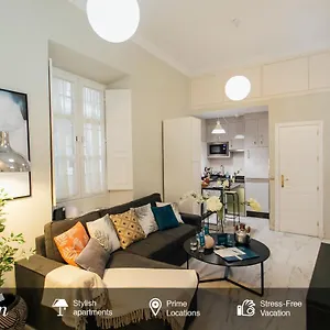 Comfortable Duplex- 1bd 2bth- Dean Miranda España